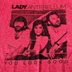 Lady A Graphic TShirt Red Size XL